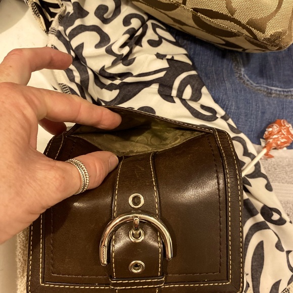 3-piece’s !!! Authentic Coach purse, Authentic Genuine leather wallet & wristlet - Picture 10 of 16